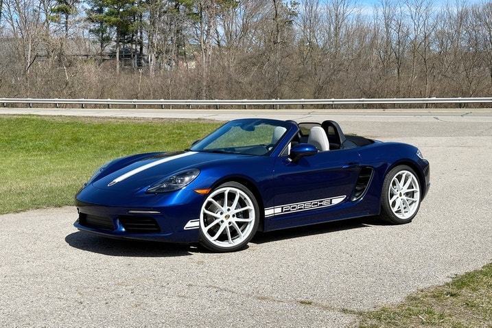 2024 Porsche 718 Boxster Style Edition front 3/4