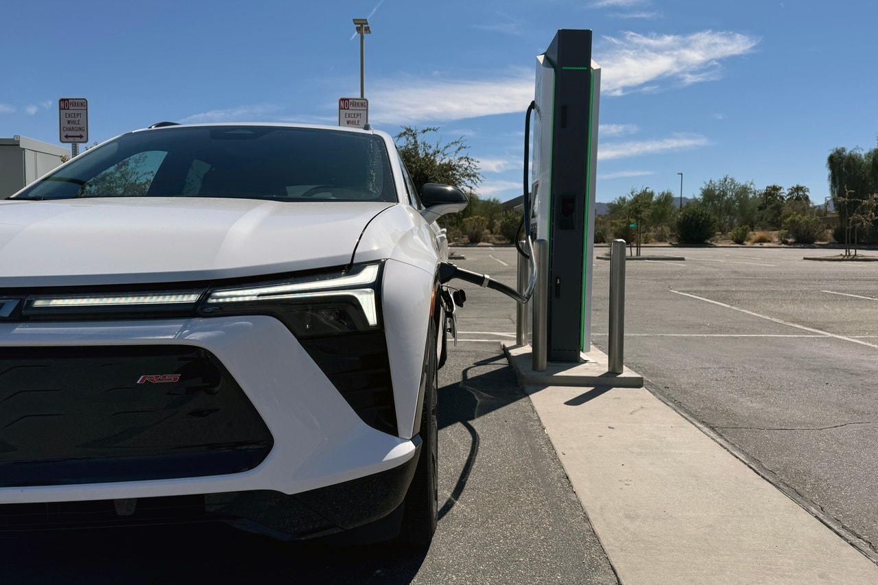 2024 Chevrolet Blazer EV front