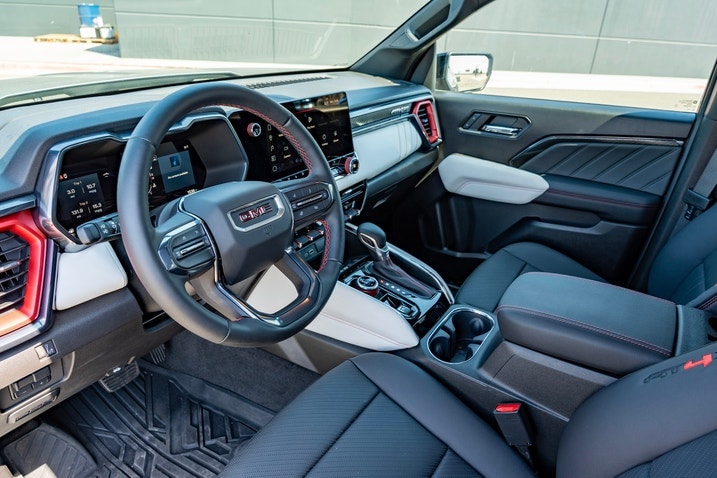 2024 GMC Canyon interior