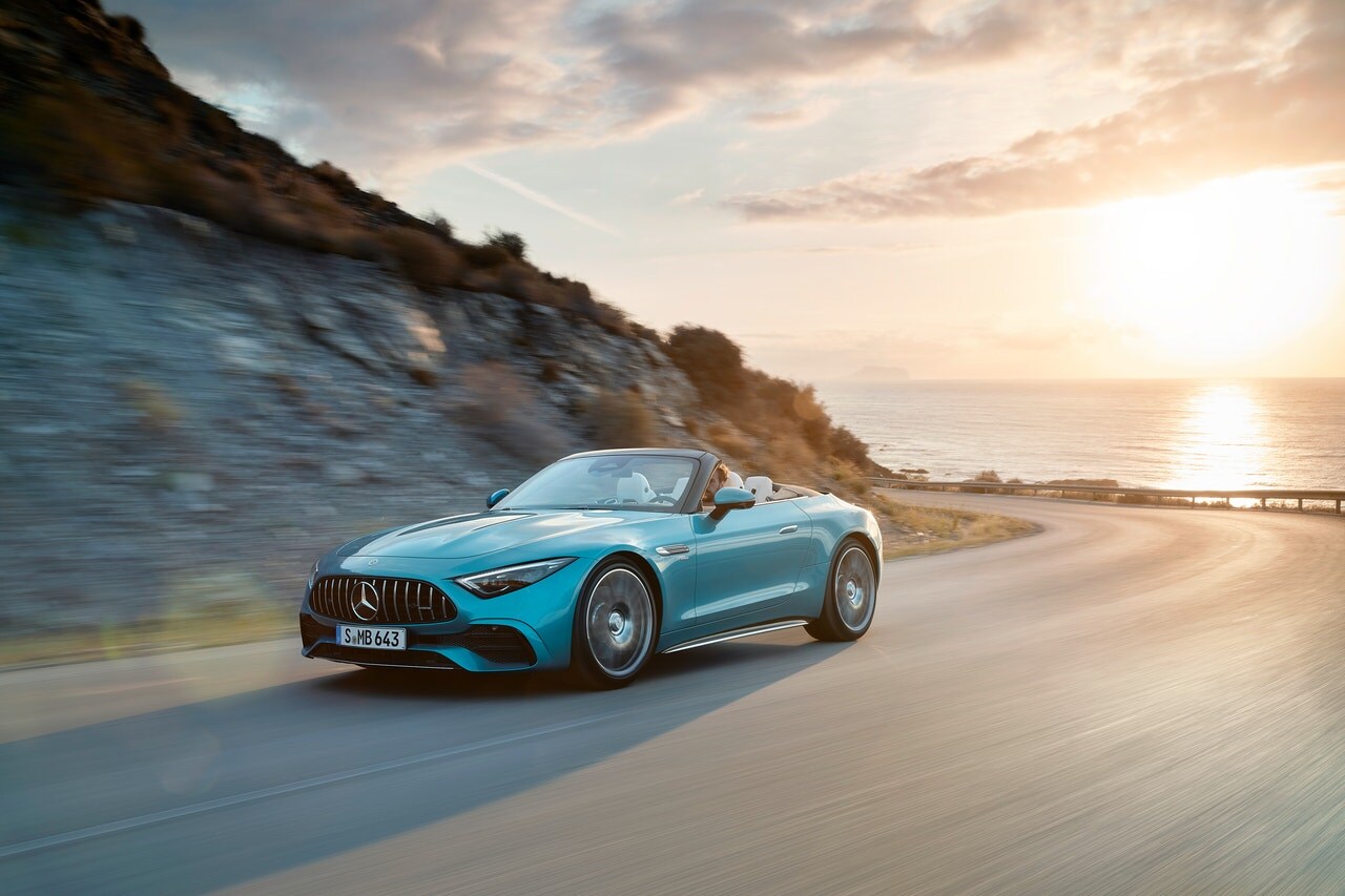 2023 Mercedes Benz AMG SL 43 front