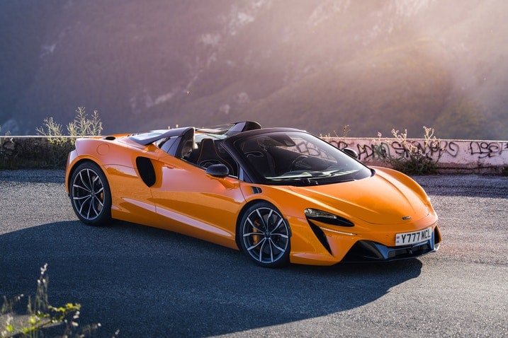 2025 McLaren Artura Spider front 3/4