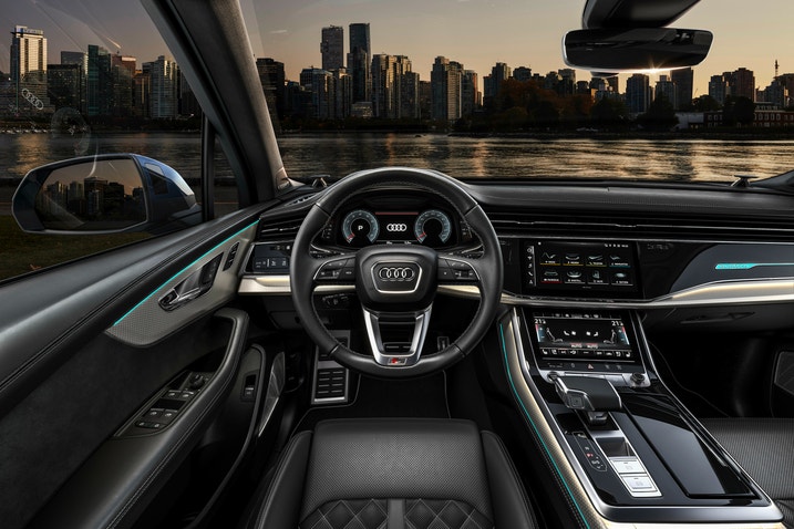Refreshed Audi Q7 interior