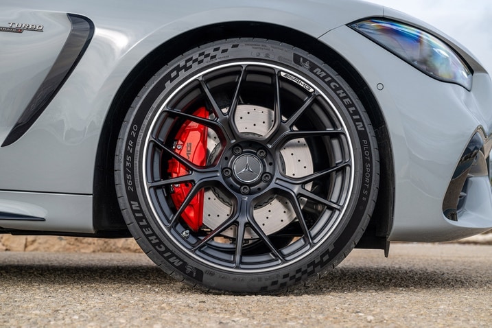 2025 Mercedes-AMG CLE 53 Cabriolet wheel