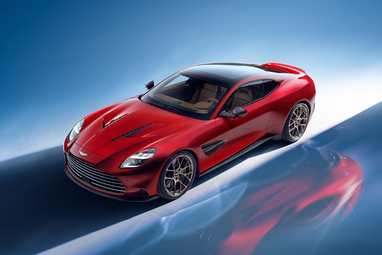 2025 Aston Martin Vanquish front 3/4