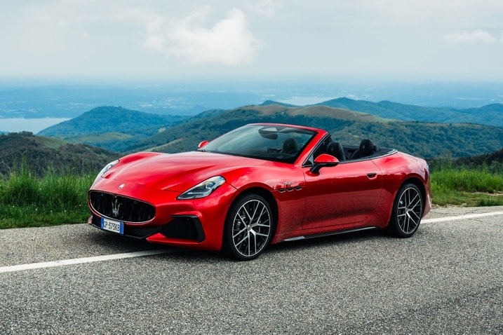 2025 Maserati GranCabrio Trofeo front 3/4
