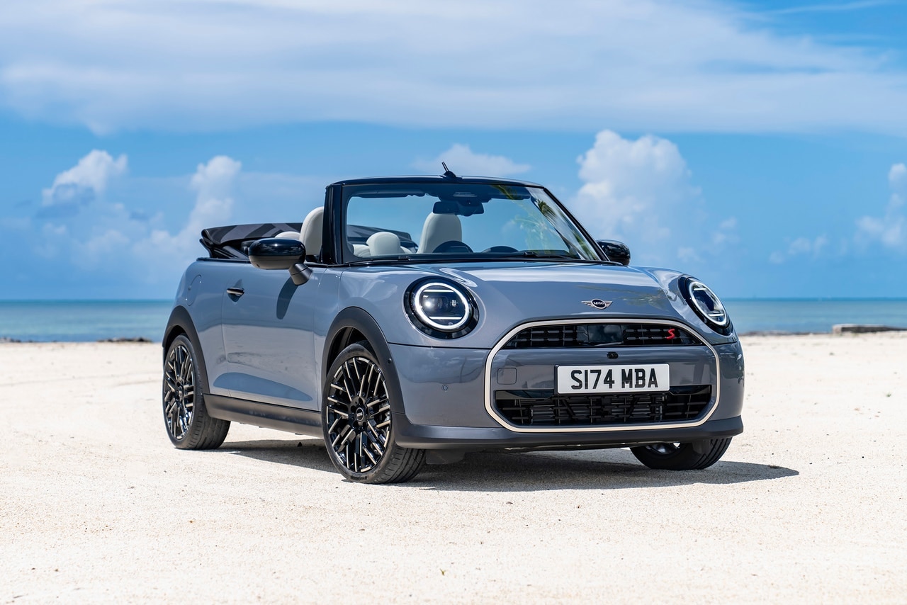 2025 Mini Cooper Convertible front 3/4