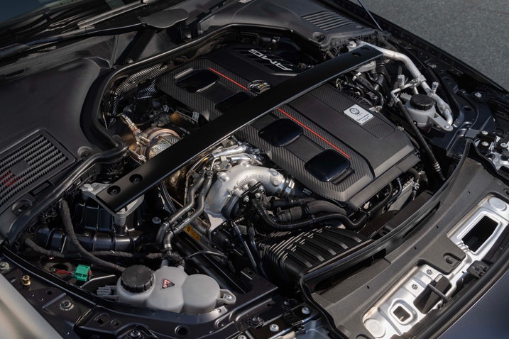 2024 Mercedes-AMG C 63 E Performance engine