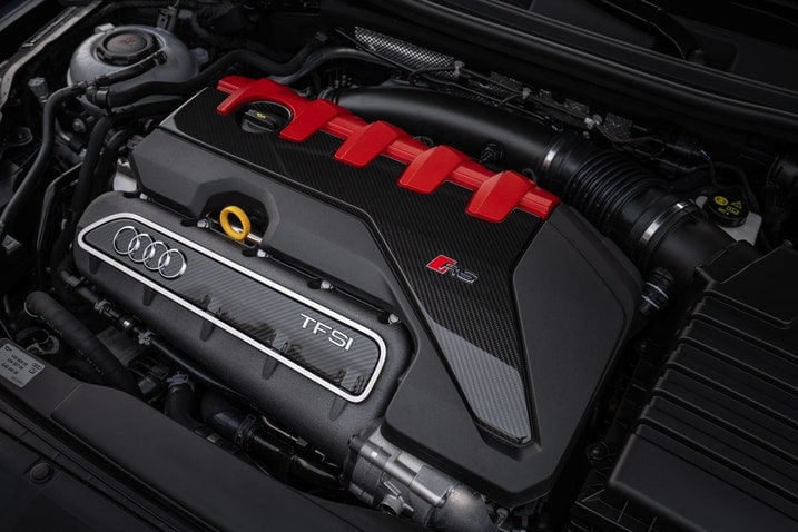 2025 Audi RS 3 engine