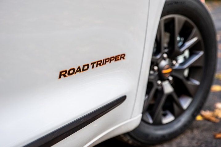 2023 Chrysler Pacifica Road Tripper detail
