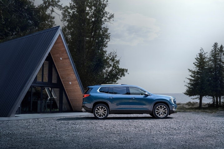 2024 GMC Acadia Denali profile