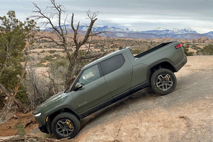 2022 Rivian R1T offroading profile