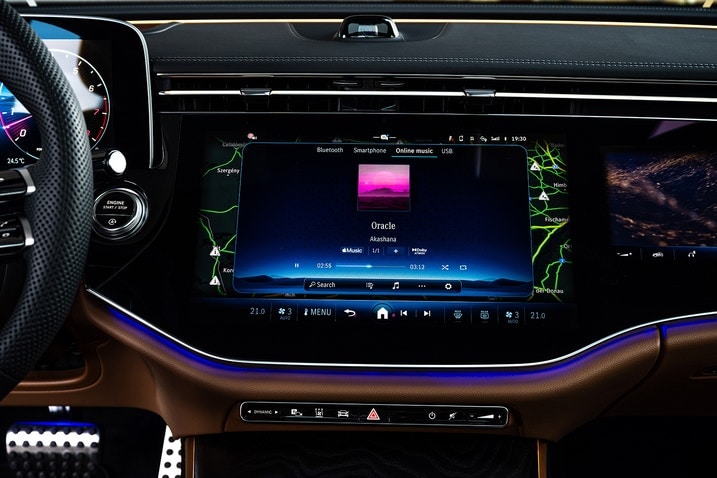 2024 Mercedes-Benz E-Class screen detail