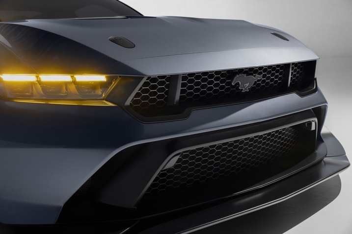 2025 Ford Mustang GTD front grille