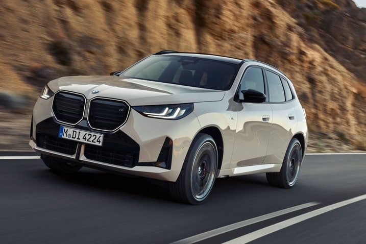 2025 BMW X3 front three quarter