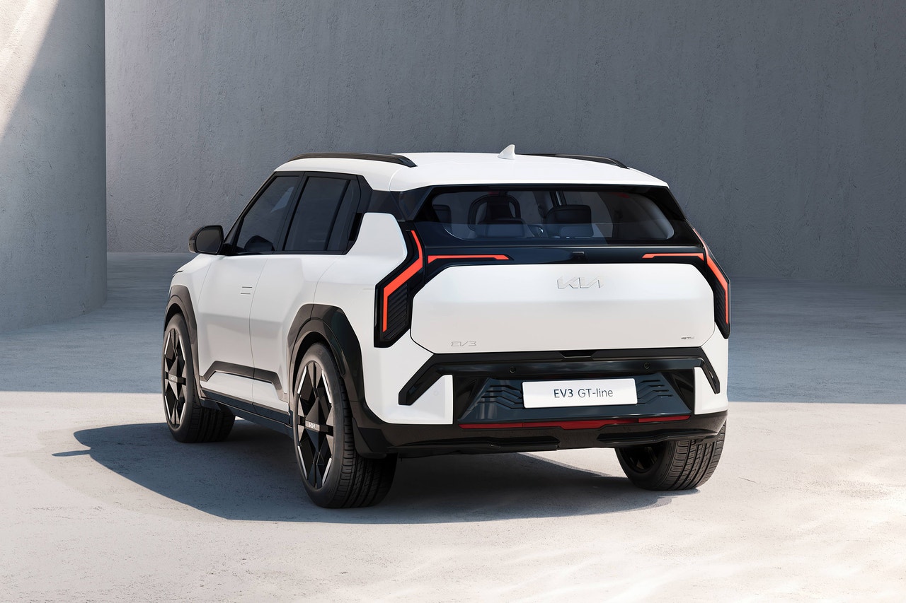 2025 Kia EV3 exterior 008.jpg