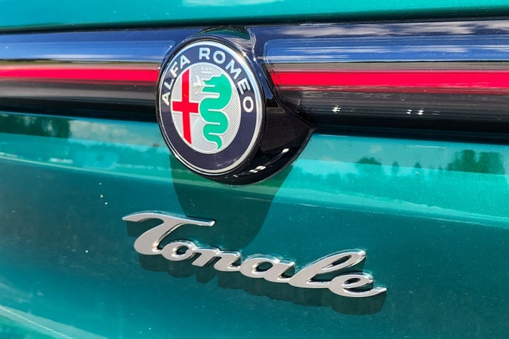 2024 Alfa Romeo Tonale badge