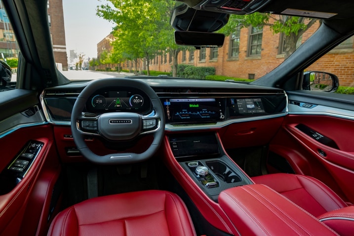 2024 Jeep Wagoneer S interior dash