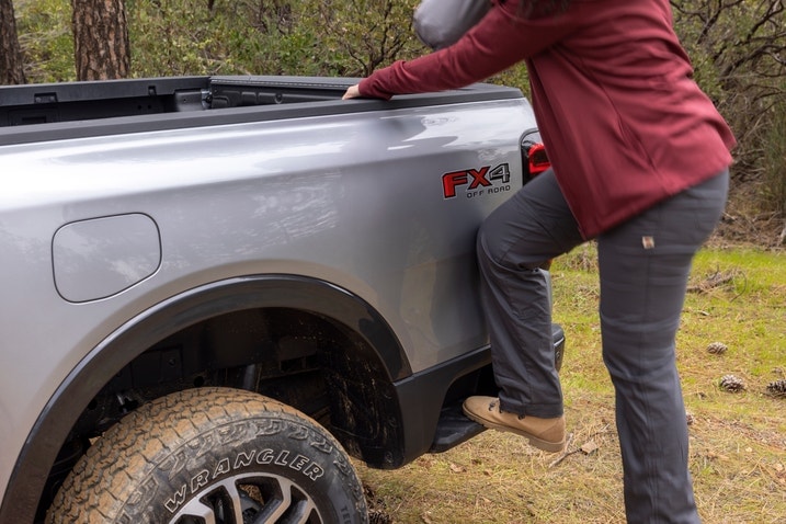 2024 Ford Ranger Lariat with optional side step