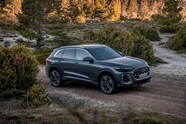 2025 Audi Q5 driving
