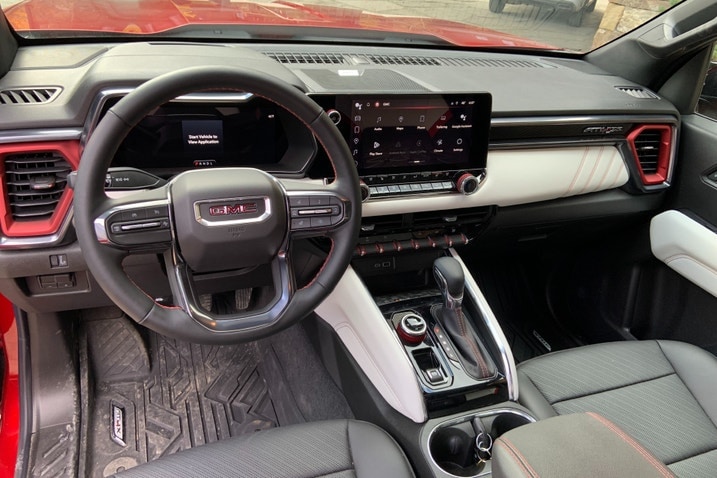 GMC Canyon AT4X dashboard