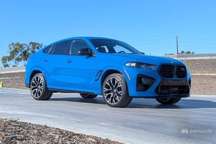 2025 BMW X6 M60i