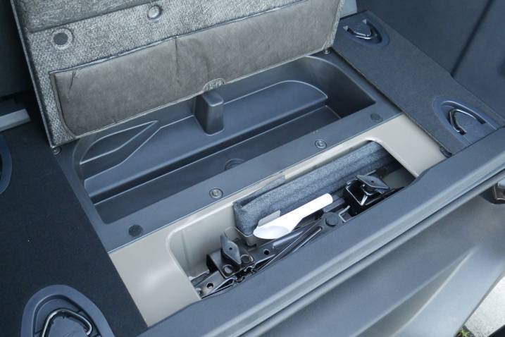 ord Bronco 2 Door Cargo Test underfloor storage