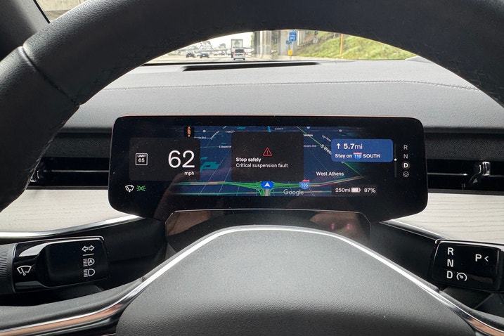 2025 Volvo EX90 warning light