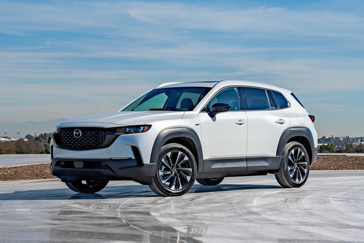 2025 Mazda CX-50 Hybrid front 3/4
