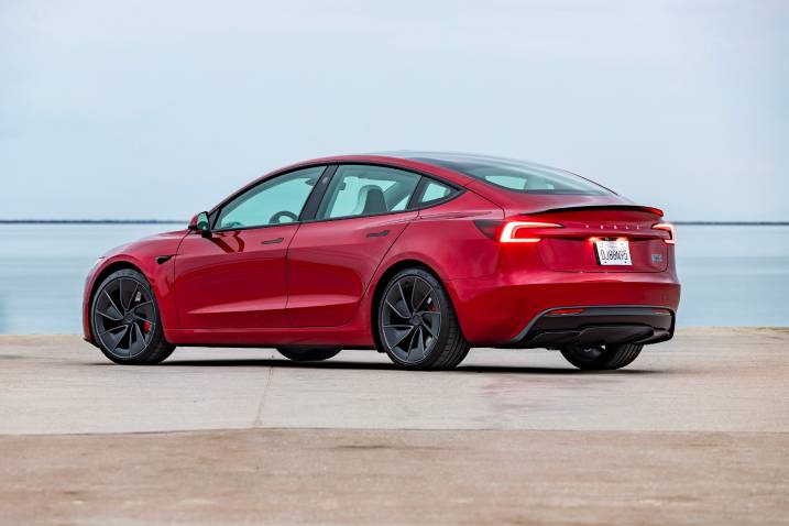 2024 Tesla Model 3 Performance rear 3/4