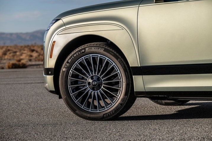 2026 Hyundai Ioniq 9 wheel