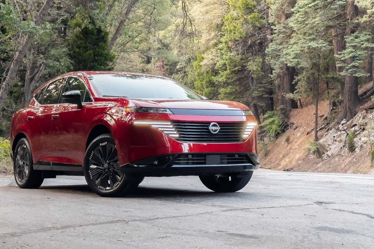 An image of a red 2025 Nissan Murano parked outdoors.