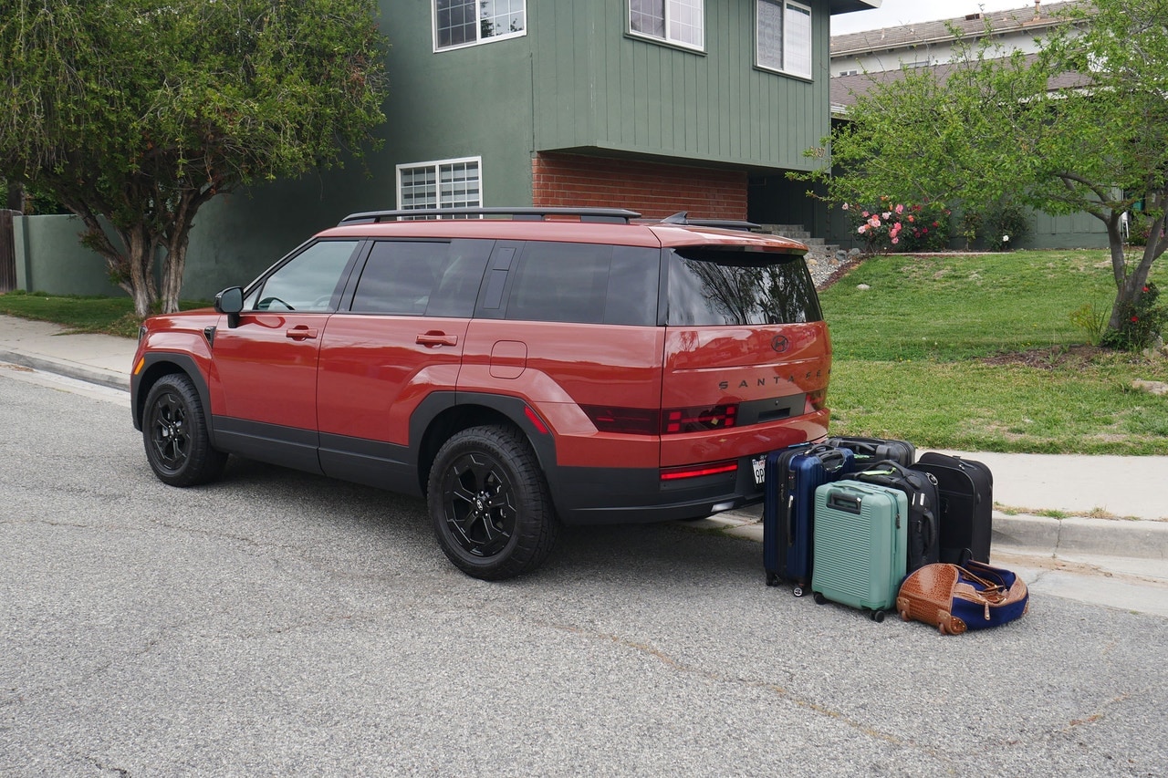2025 Hyundai Santa Fe cargo test