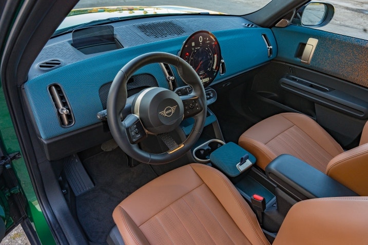 2025 Mini Countryman S interior