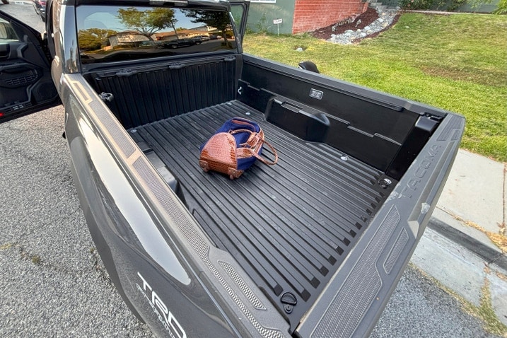 Toyota Tacoma XtraCab Cargo Test - Fancy bag in bed