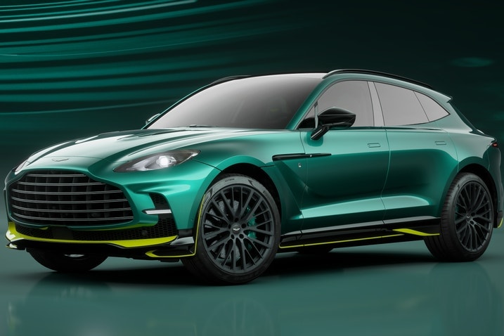 Aston Martin DBX 707