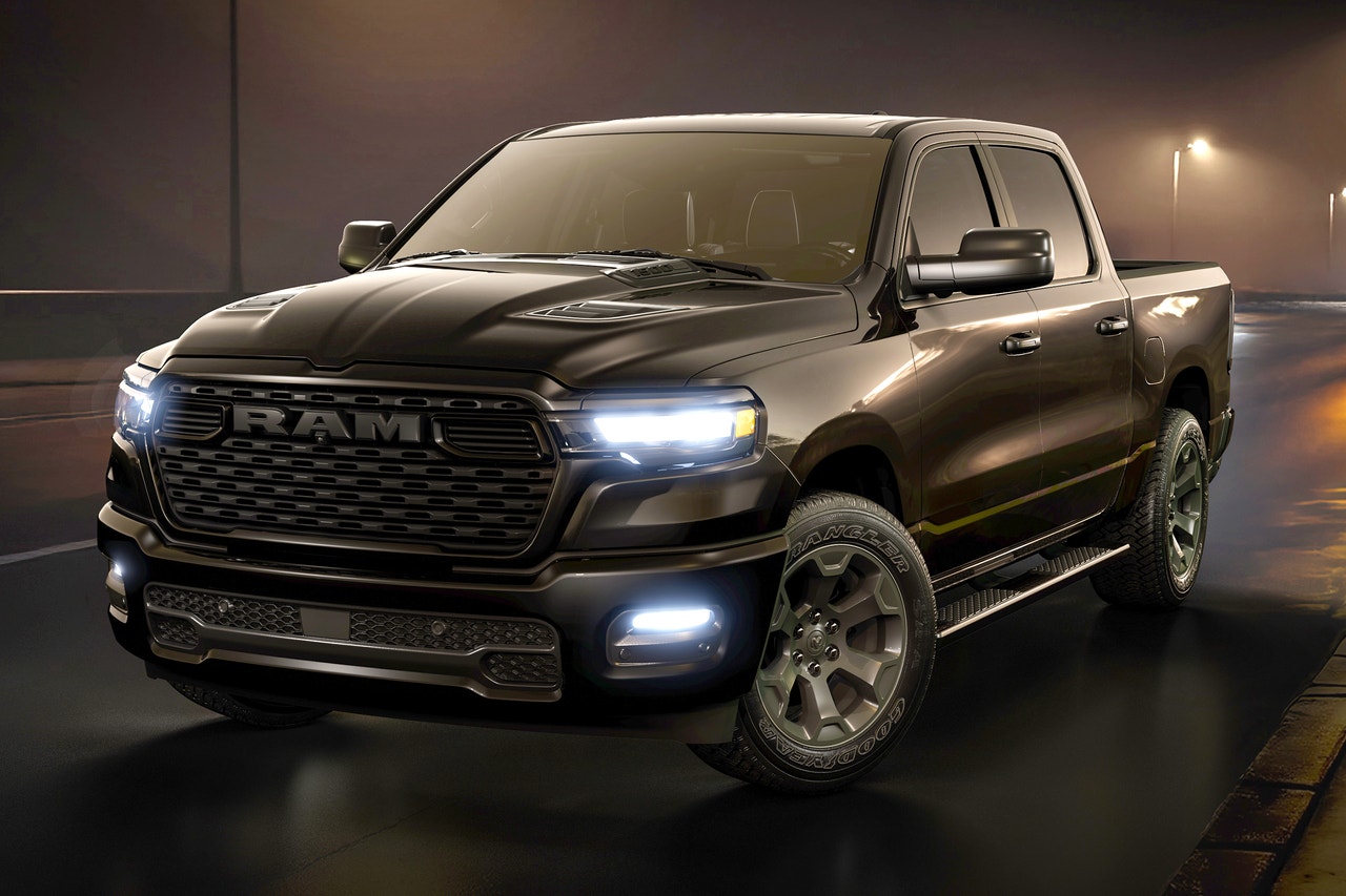 2026 Ram 1500 Express front