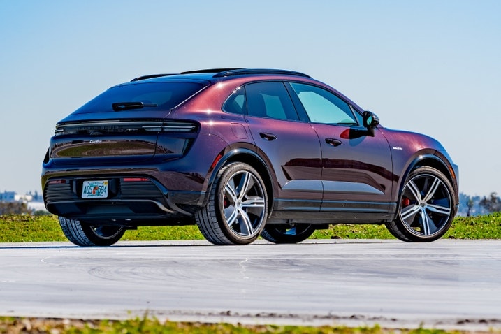 2025 Porsche Macan Turbo Electric rear 3/4