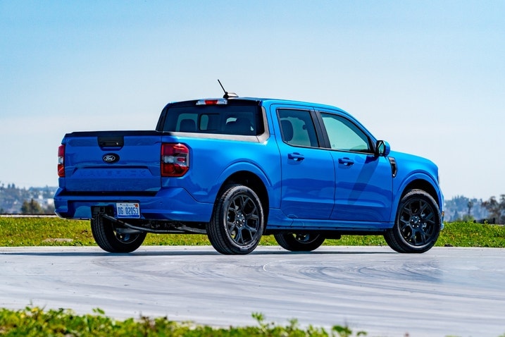 2025 Ford Maverick Lobo rear