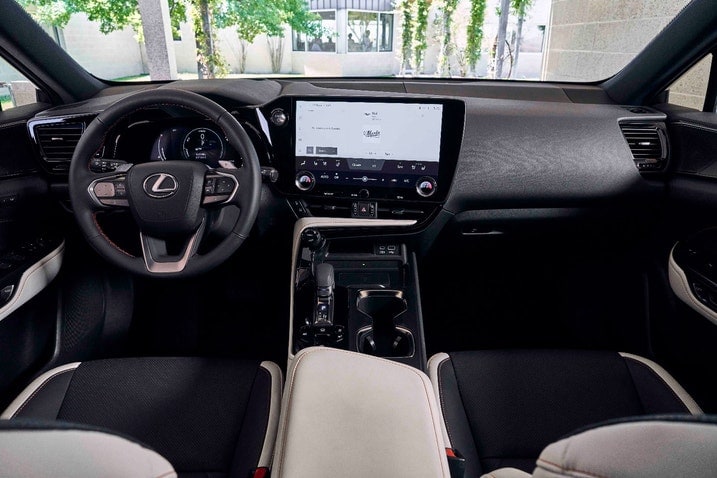 Lexus NX 350h interior
