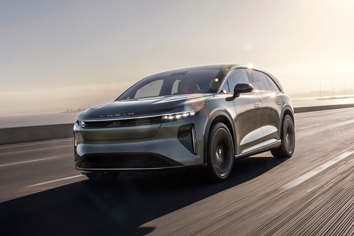 2025 Lucid Gravity driving