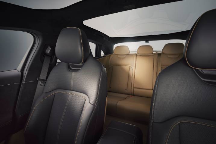 Lucid Air interior glass roof