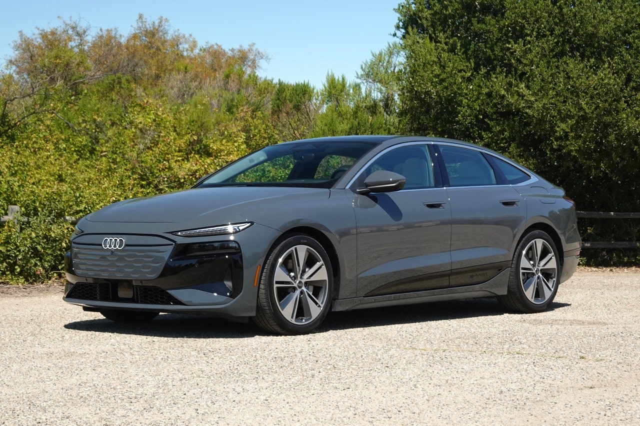2026 Audi A6 Sportback E-tron Quattro front 3/4