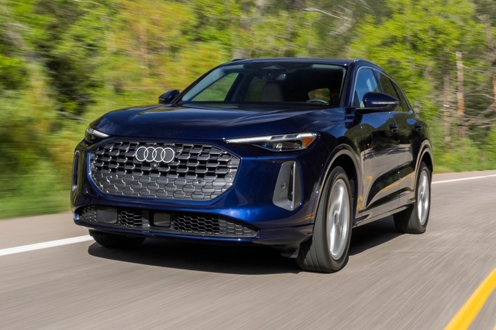 2025 Audi Q5 front 3/4