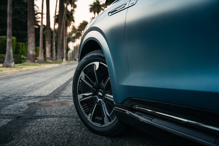 2025 Cadillac Escalade IQ wheel