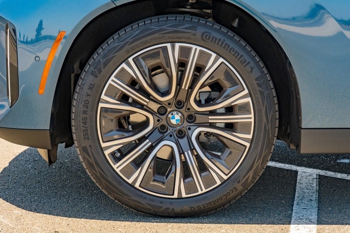 2025 BMW X3 wheel
