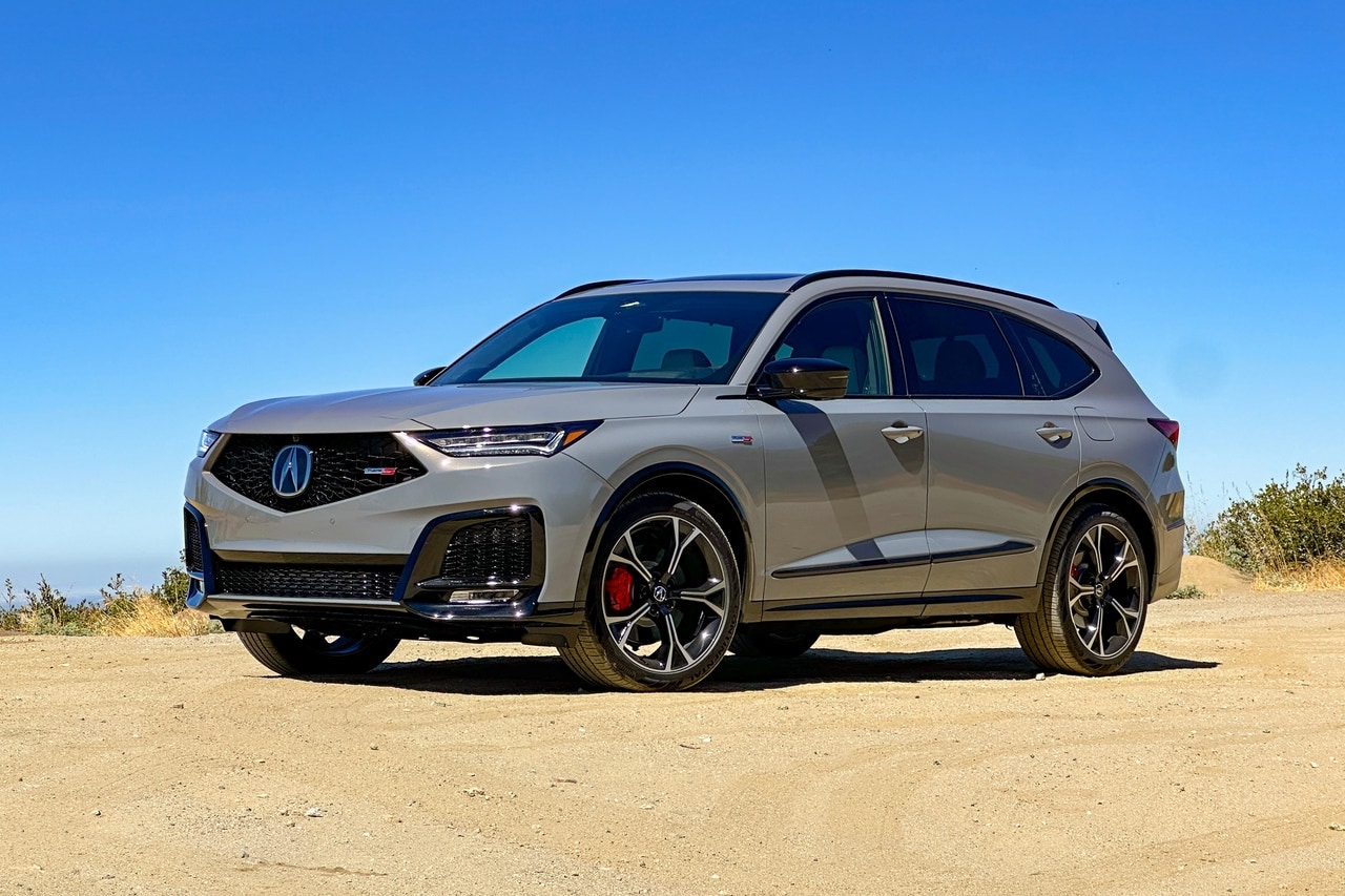 2025 Acura MDX Type S front 3/4