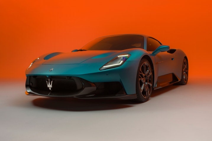 2026 maserati mcpura front angle