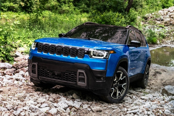 2026 Jeep Cherokee front 3/4
