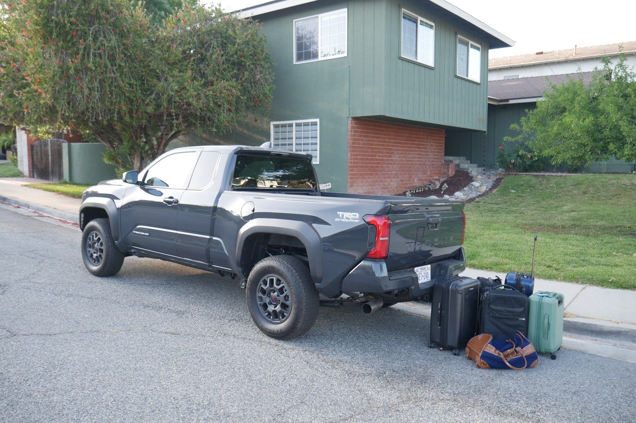 Toyota Tacoma Xtracab with six suitcases