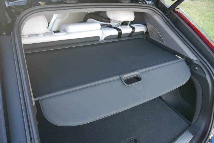 Cadillac Optiq cargo cover